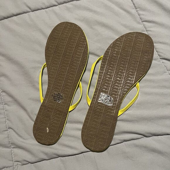 Esprit Bright Yellow Thong Flats Womens Size 10M Flip Flops Funky Fun Summer - Picture 6 of 8